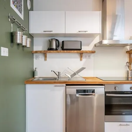 Apartament Avec Parking Et Balcon